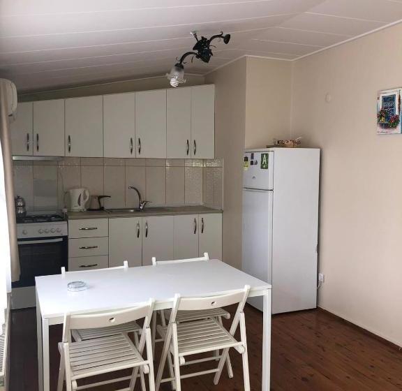 Büyükada Apart Hotel   Yeni Apart