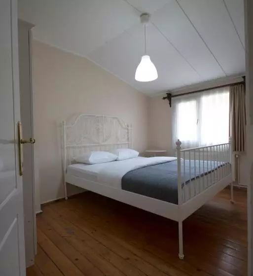 Büyükada Apart Hotel   Yeni Apart