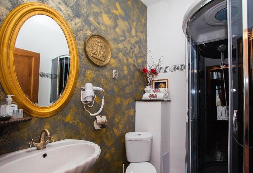 Pensão Il Piccolo Castello Busteni