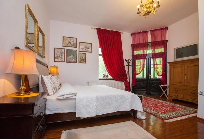 Pensão Il Piccolo Castello Busteni