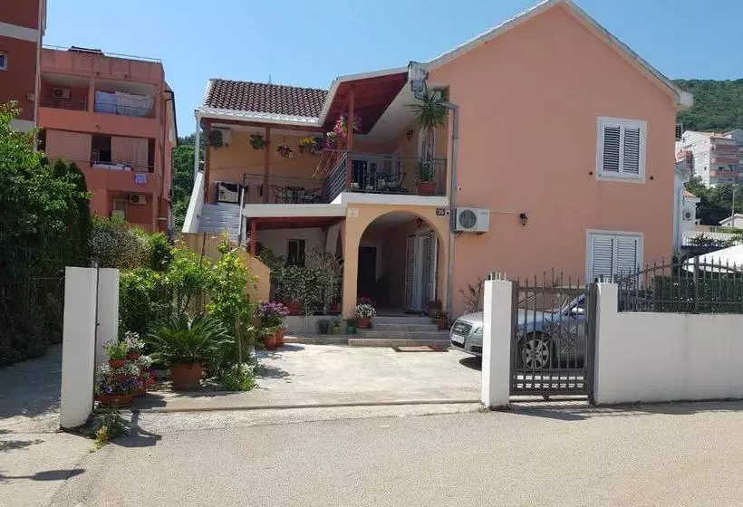 Pension Sobe Nedović