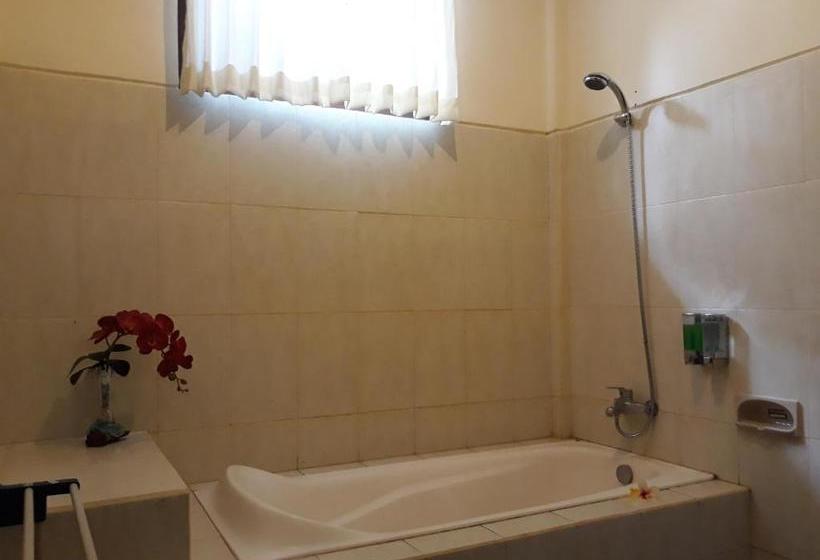 ペンション Villa Bungsil Gading