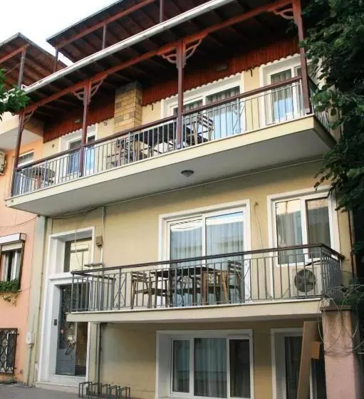 Büyükada Apart Hotel   Yeni Apart