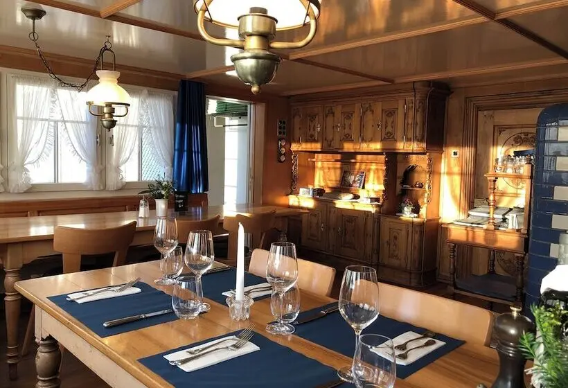ユースホステル Hirschen Wald   Gasthaus & Bäckerei