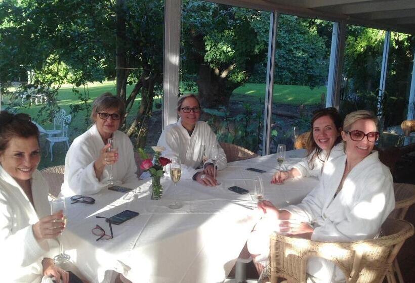 膳宿费 5 Mountains Lodge & Spa