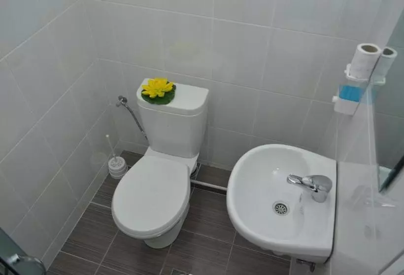 پانسیون Guest House Konak Iris