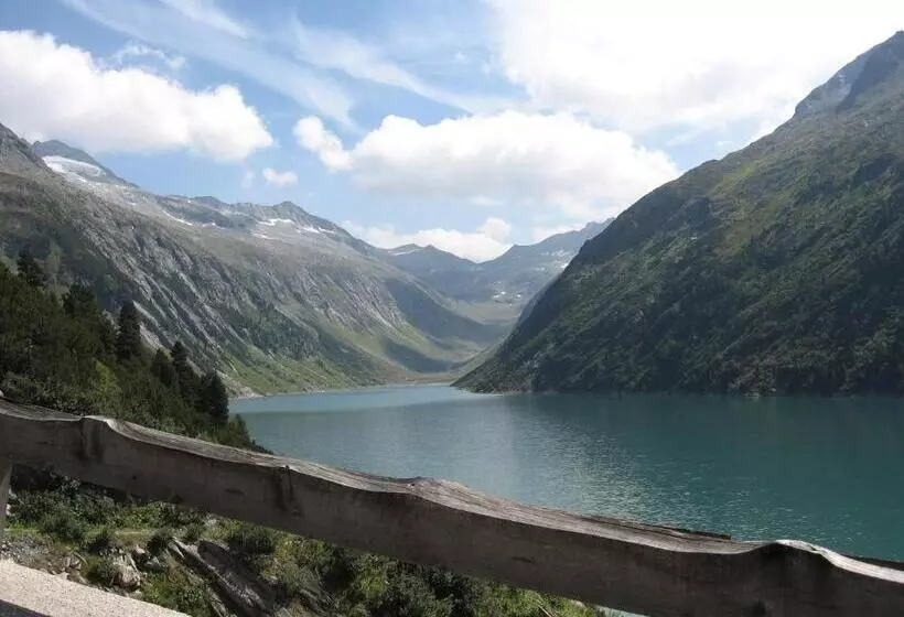 Majatalo Landhaus Tipotsch