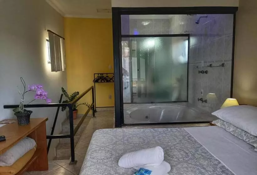 ペンション Miragem Chalés