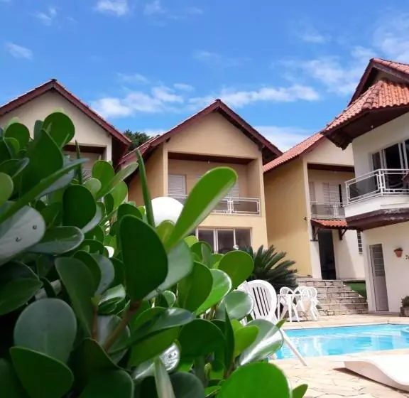 ペンション Miragem Chalés