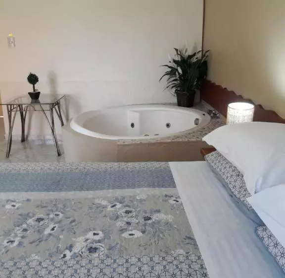 ペンション Miragem Chalés