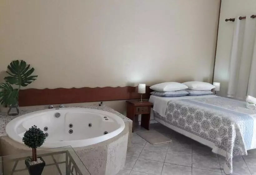 ペンション Miragem Chalés