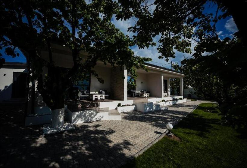 膳宿费 Nb Boutique