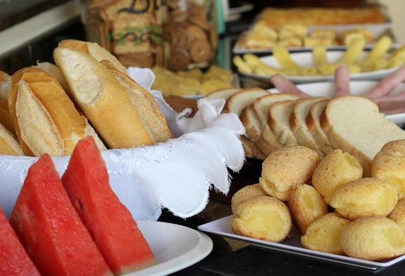 پانسیون Pousada Semente