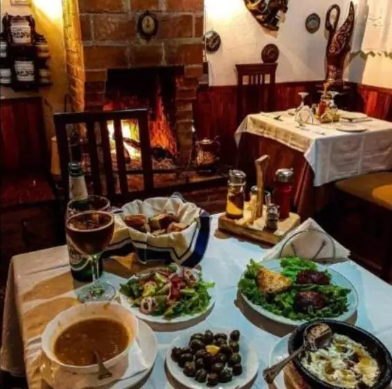 ペンション Rooms Emiliano Castle Of Kruja