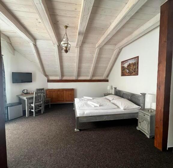 膳宿费 Vila U Septima