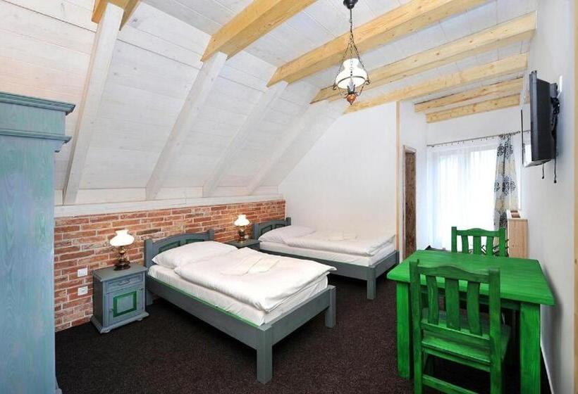 膳宿费 Vila U Septima