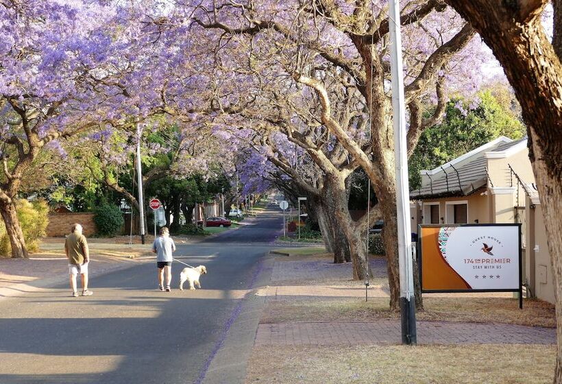 Пансион 174 Premier Guesthouse