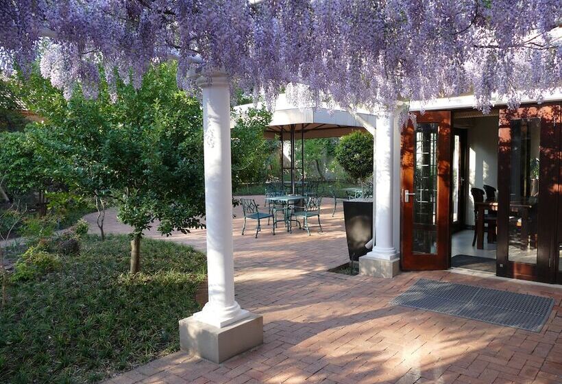 Пансион 174 Premier Guesthouse