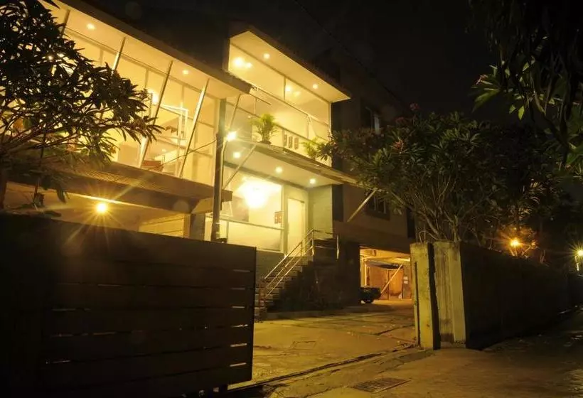 Majatalo Benito Residence