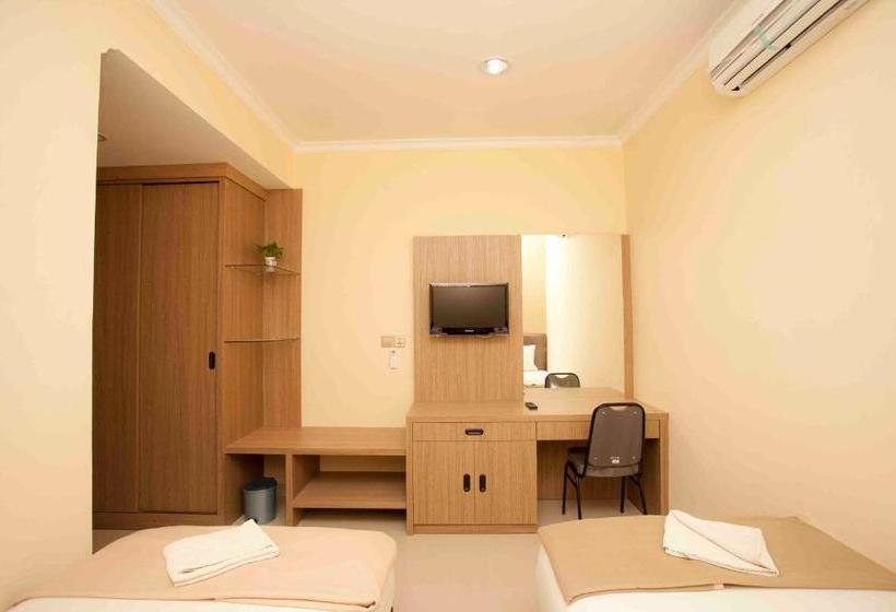 Pensió Benito Residence