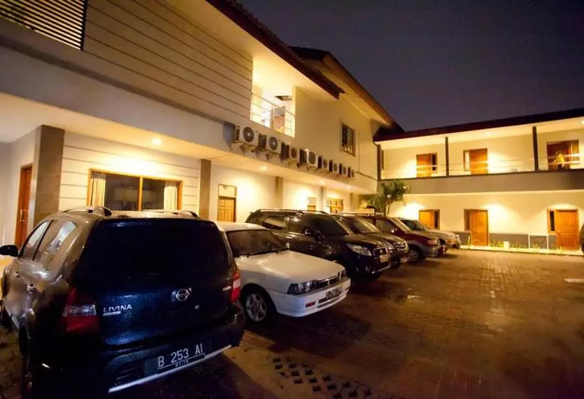 Majatalo Benito Residence