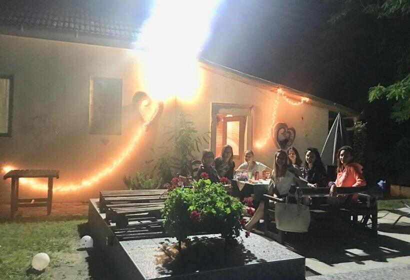 پانسیون Casa Bella & Nova