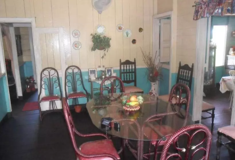 Majatalo Coconut Paradise Lodge