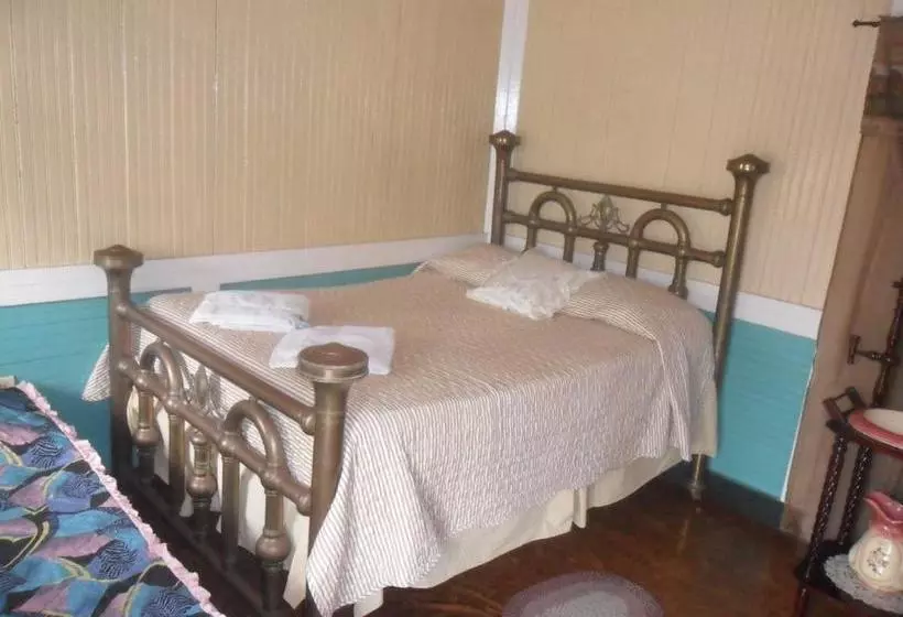 Majatalo Coconut Paradise Lodge