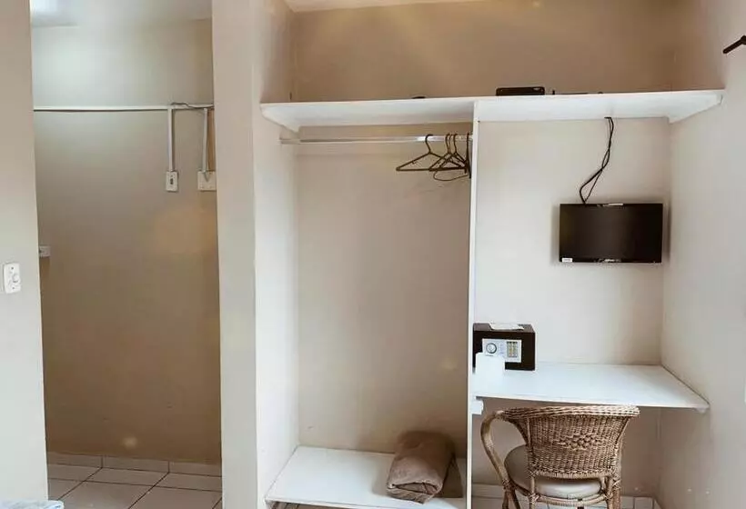 Majatalo E Pousada Areia Da Praia