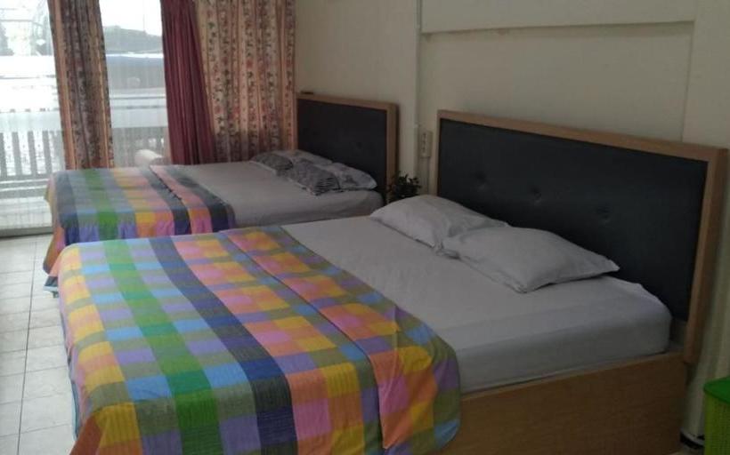 פנסיון Enny S Guest House