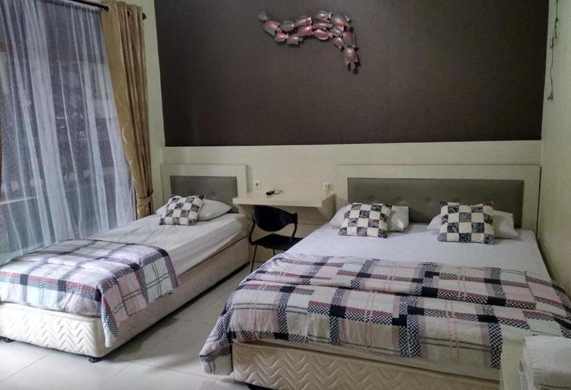 פנסיון Enny S Guest House