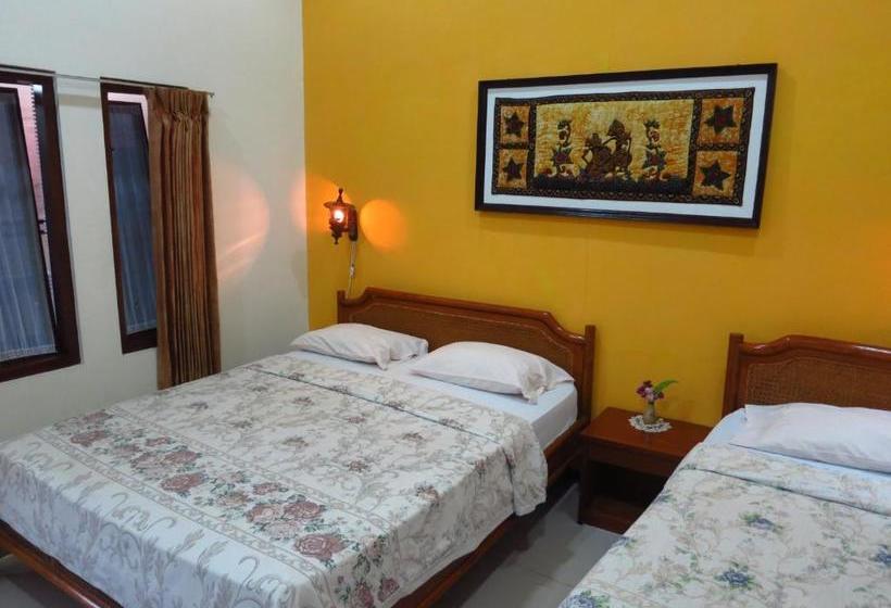 פנסיון Enny S Guest House