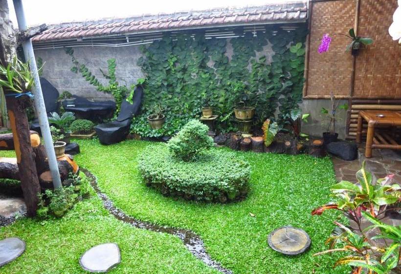 פנסיון Enny S Guest House