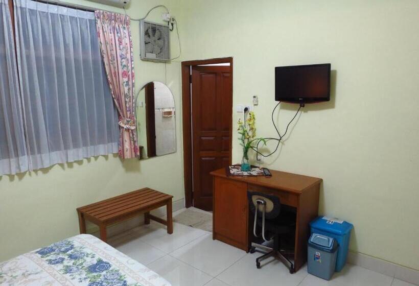 פנסיון Enny S Guest House