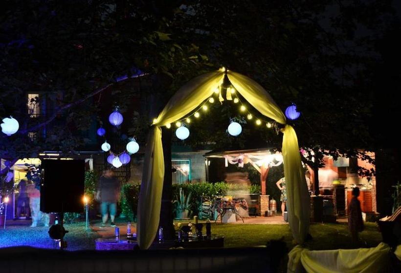 Пансион Gránit Villa