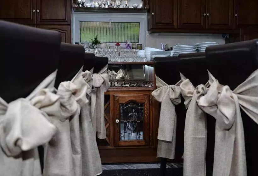 ペンション Gránit Villa