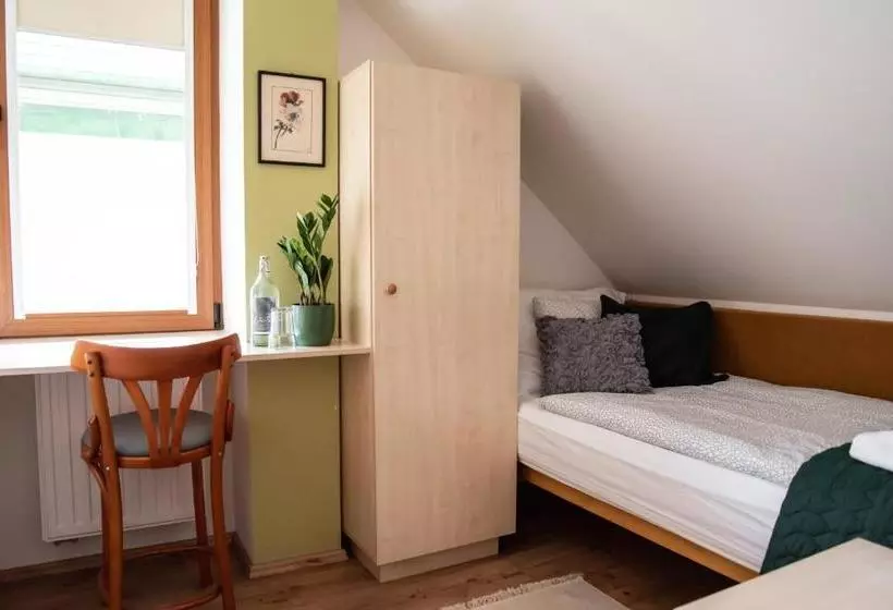 Majatalo Hetényi Apartmanház és Birtok