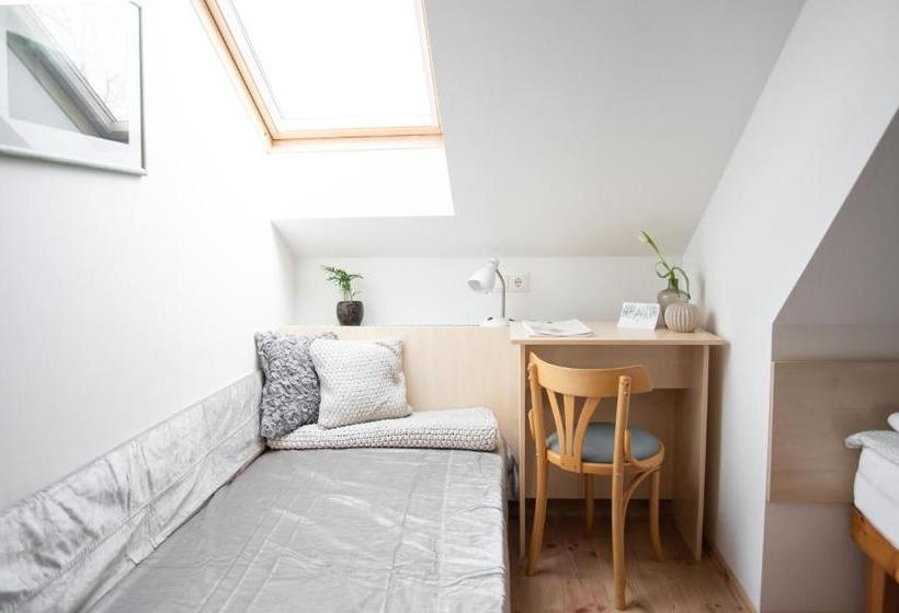 ペンション Hetényi Apartmanház és Birtok