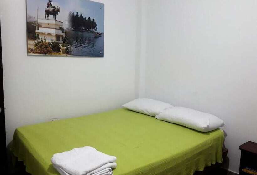 Пансион Hostal Santa Cecilia