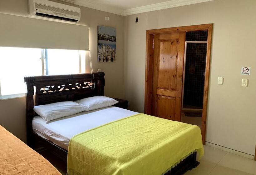 Пансион Hostal Santa Cecilia