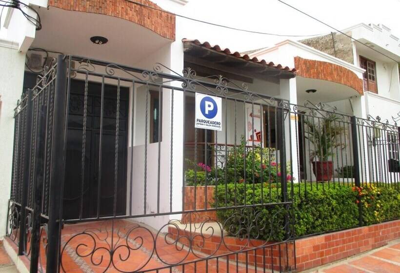 Пансион Hostal Santa Cecilia