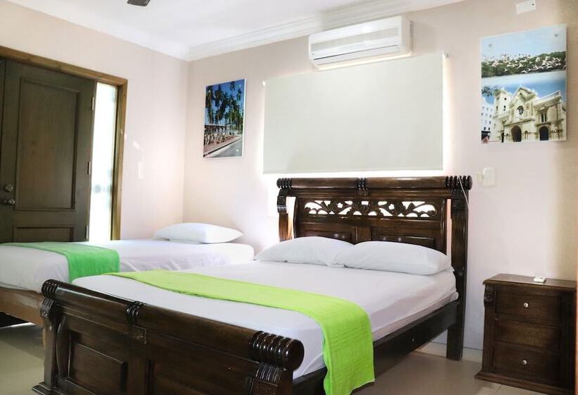 Пансион Hostal Santa Cecilia