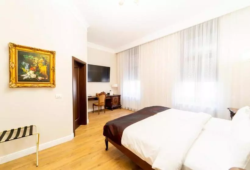 پانسیون Picasso Boutique