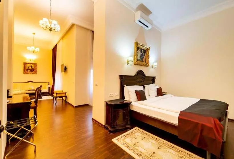 پانسیون Picasso Boutique