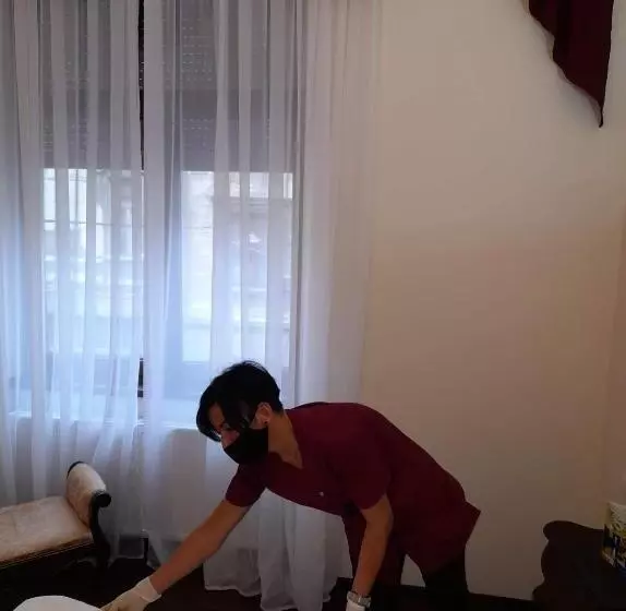 پانسیون Picasso Boutique