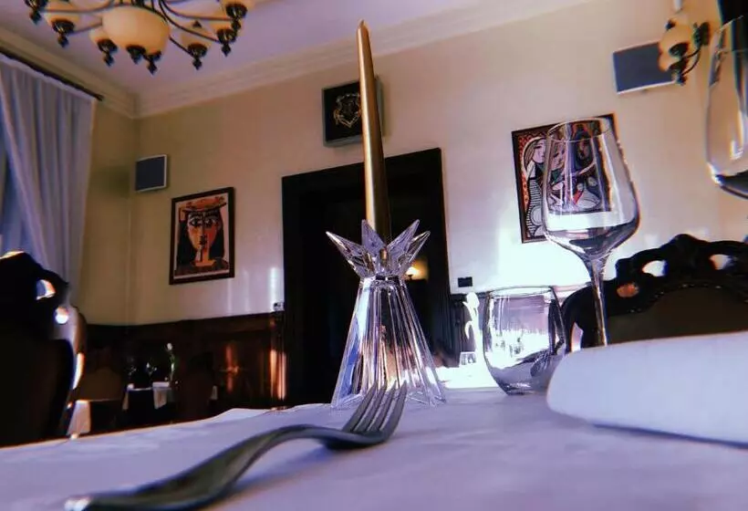 پانسیون Picasso Boutique