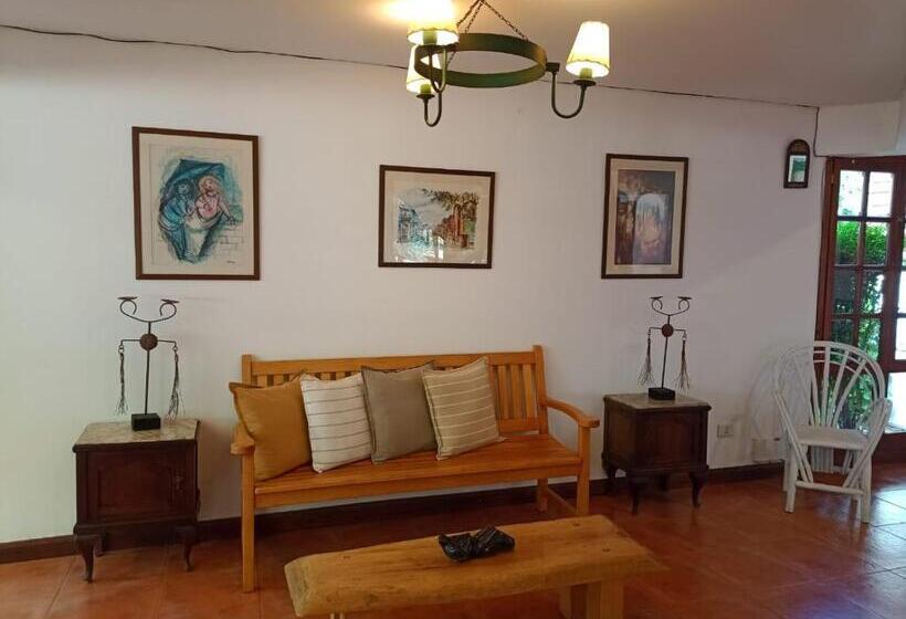 Hostel Plaza Mayor By Visionnaire