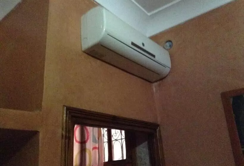 هتل Hôtel Faouzi