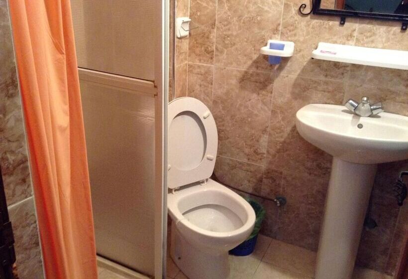 هتل Hôtel Faouzi