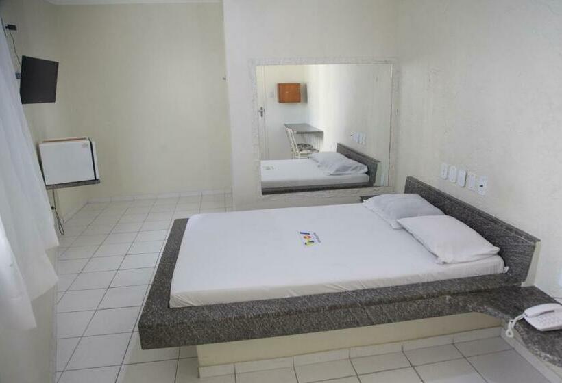 هتل Piramide   Dois De Julho